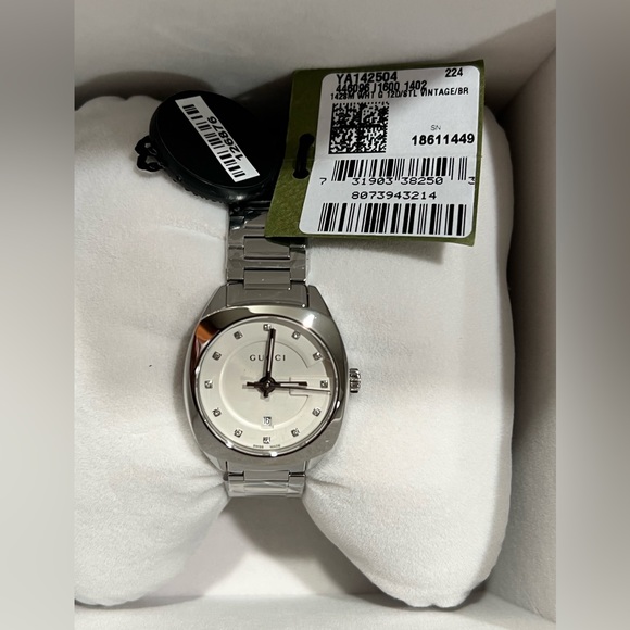 Gucci Diamond Watch GG2570 Silver - Picture 4 of 4